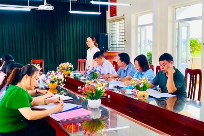 ĐOÀN GIÁM SÁT CỦA BAN THƯỜNG VỤ ĐẢNG ỦY XÃ NAM NINH LÀM VIỆC TẠI CHI BỘ TRƯỜNG TIỂU HỌC NAM LỢI